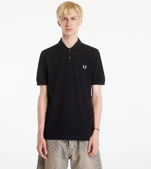 Fred Perry oblečenie ktor&eacute; sp&aacute;ja trad&iacute;ciu britskej elegancie s modern&yacute;m &scaron;t&yacute;lom každodenn&eacute;ho života